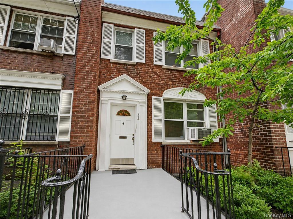 138 Van Cortlandt Park Property Photo 1
