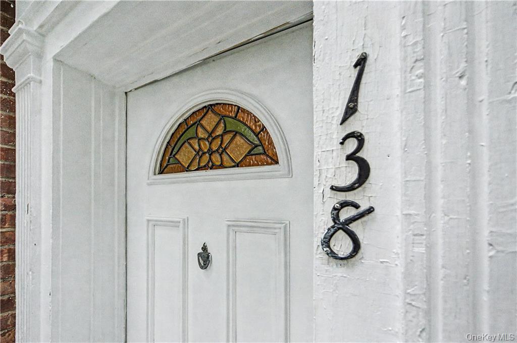 138 Van Cortlandt Park Property Photo 8