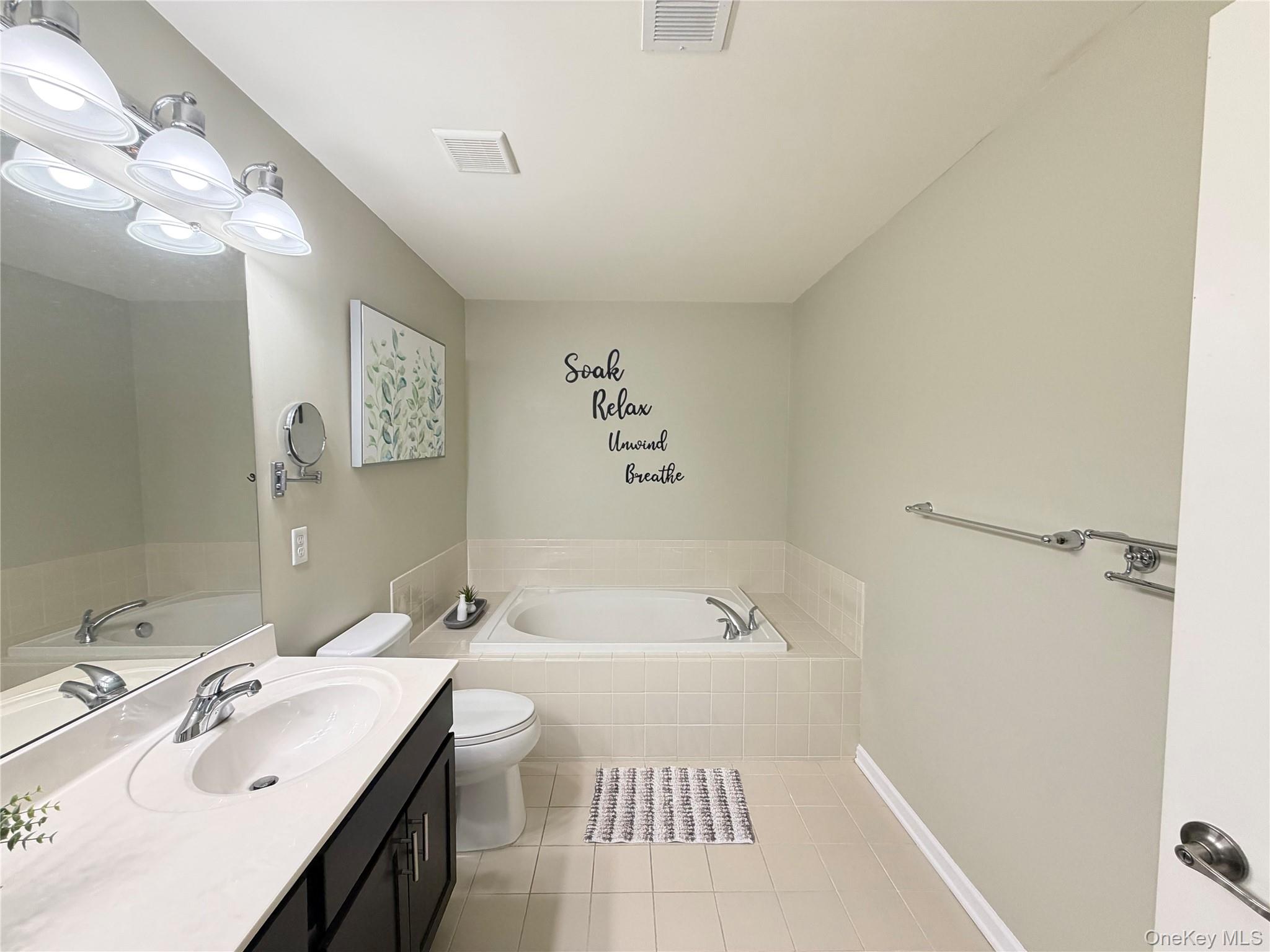 2012 Hawthorn Way Property Photo 15