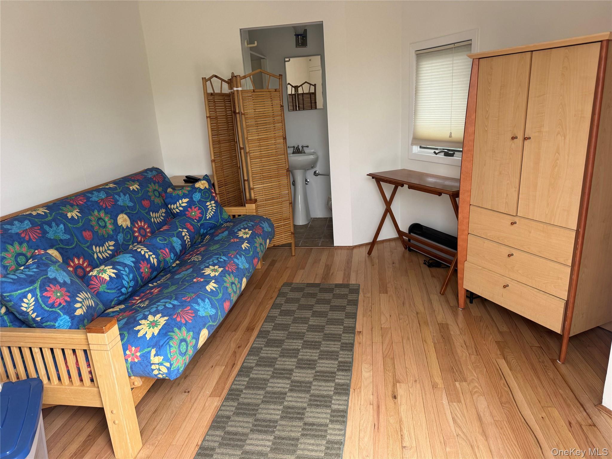 31 Ivy Avenue Property Photo 11