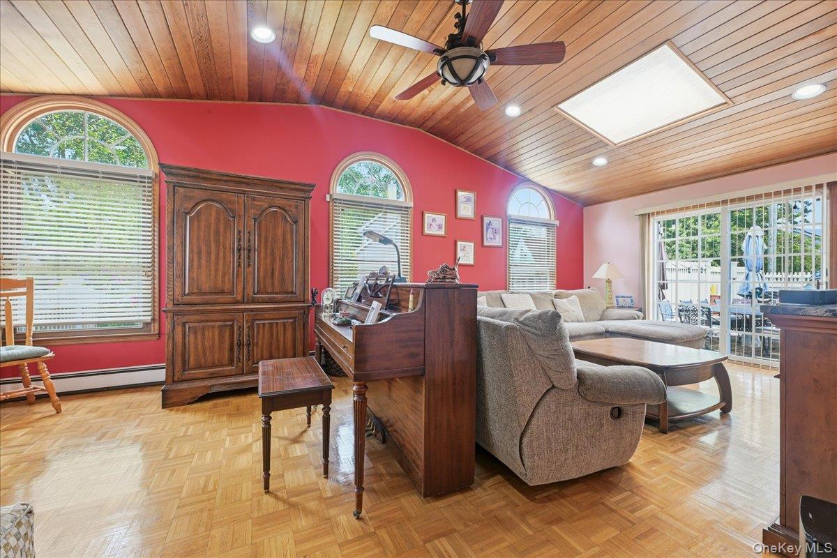 2785 Harvey Avenue Property Photo 12
