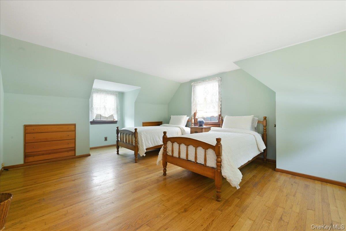 144 Hughes Place Property Photo 21