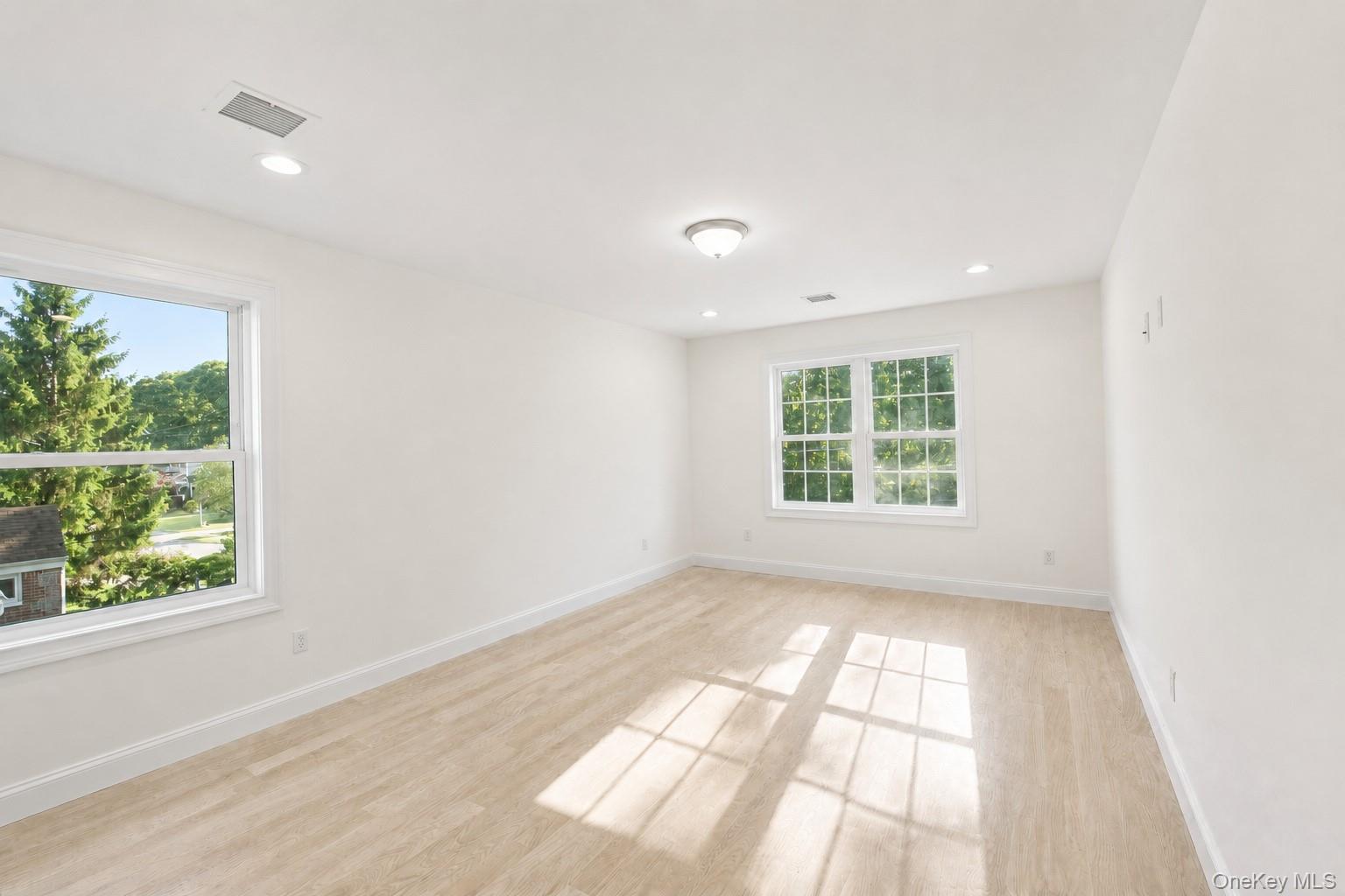 1320 R Street Property Photo 25