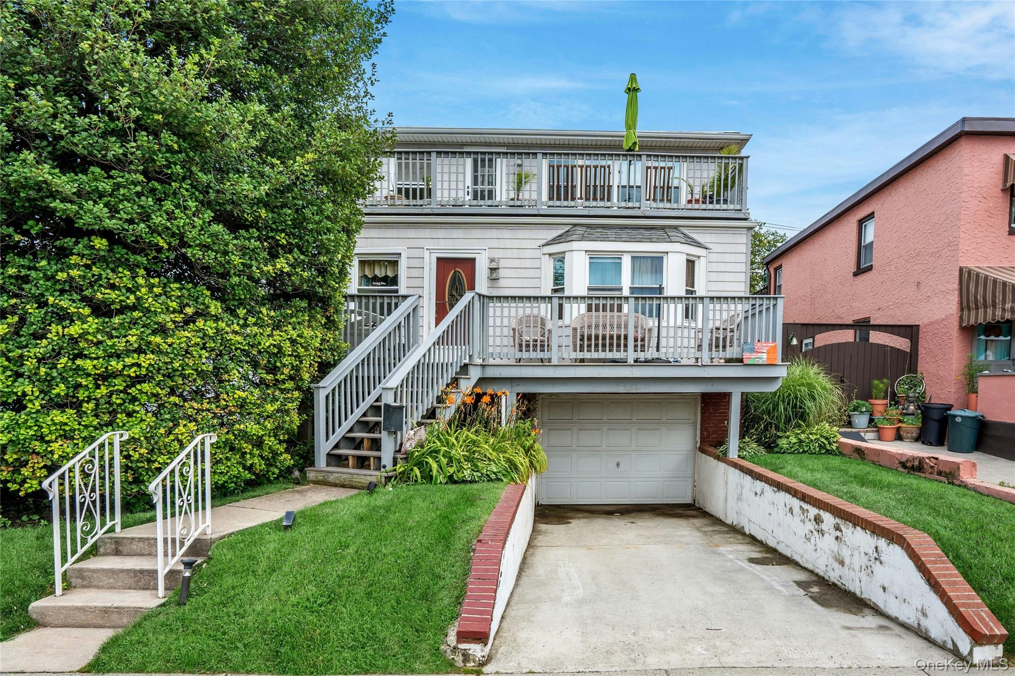 623 W Park Avenue Property Photo 1