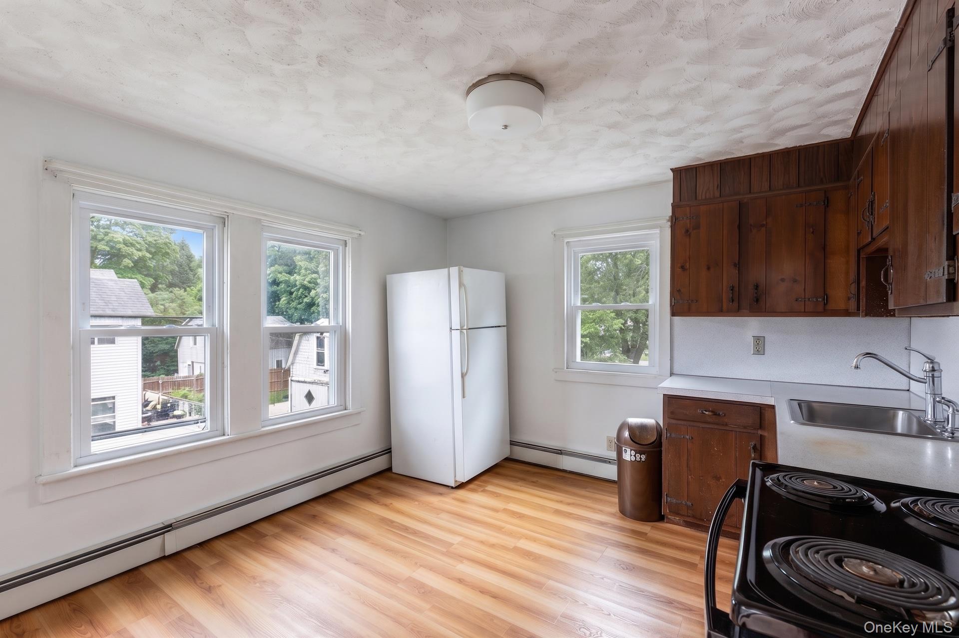 8 Elm Street Property Photo 13