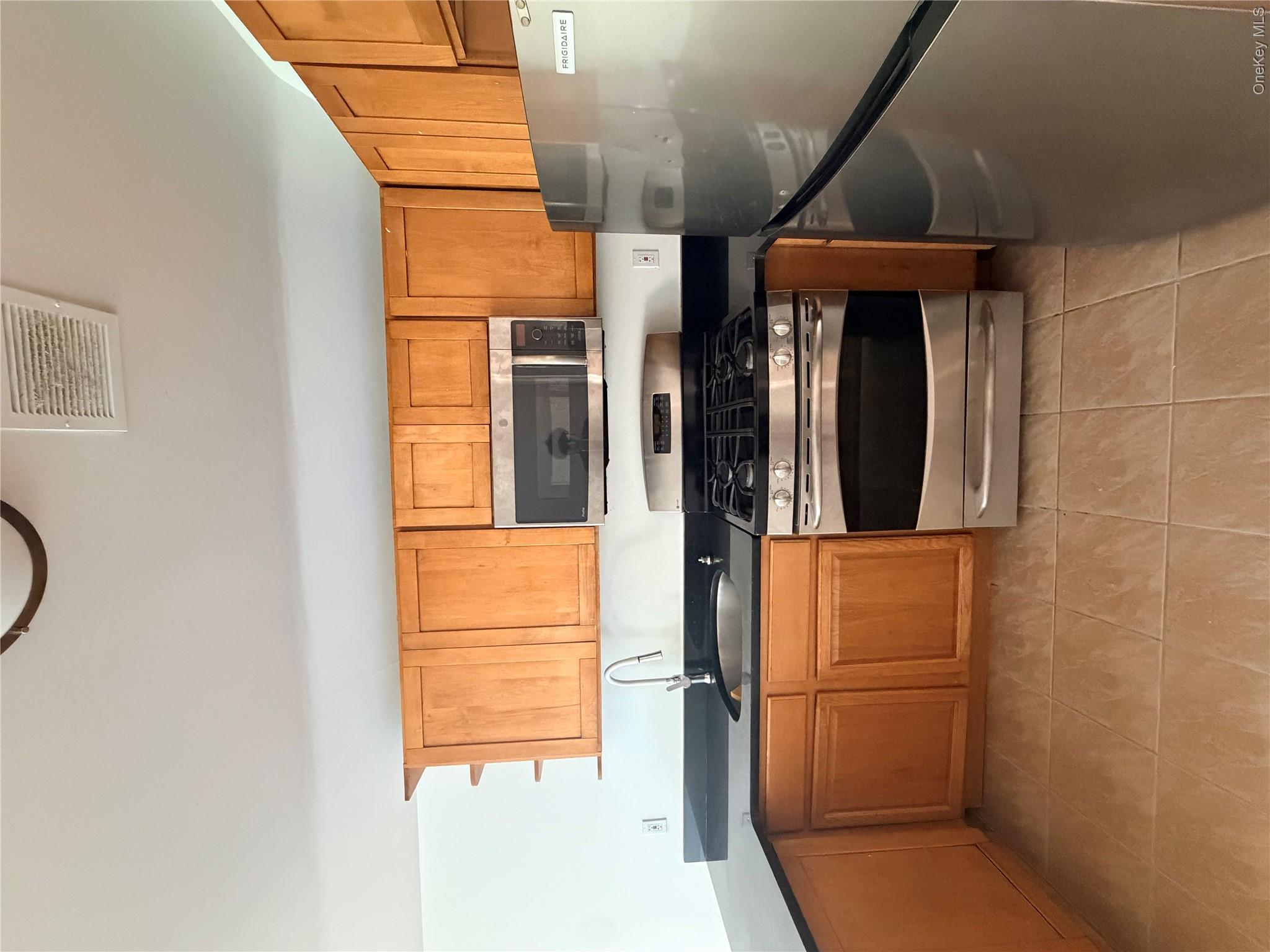 8418 129th Street Property Photo 9