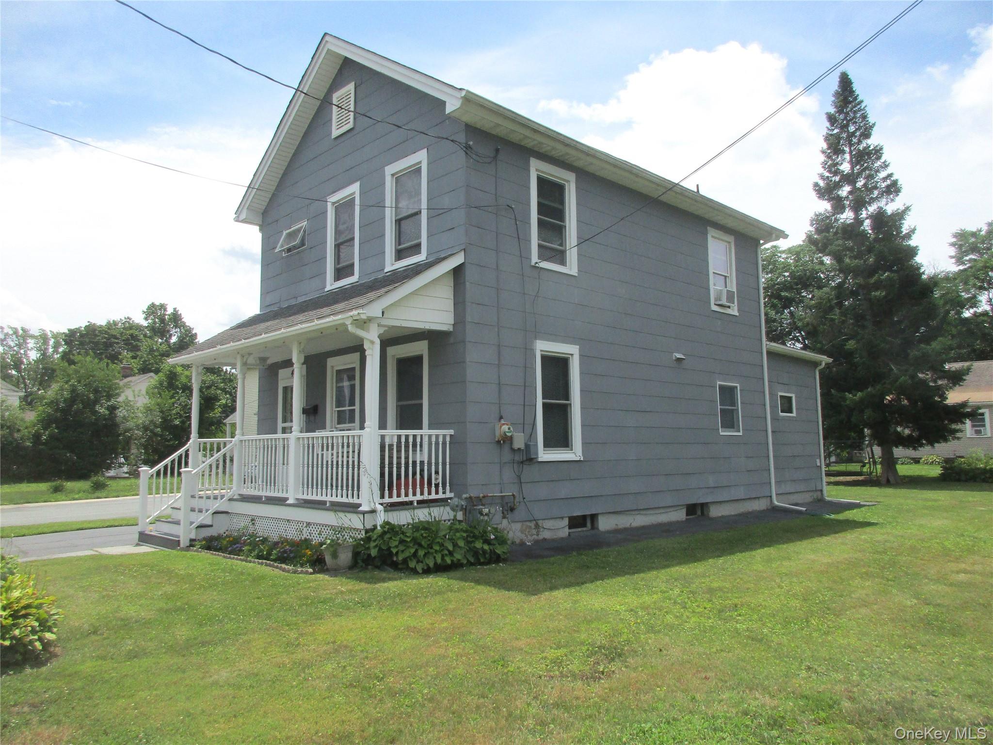 4 Hill Street Property Photo 1