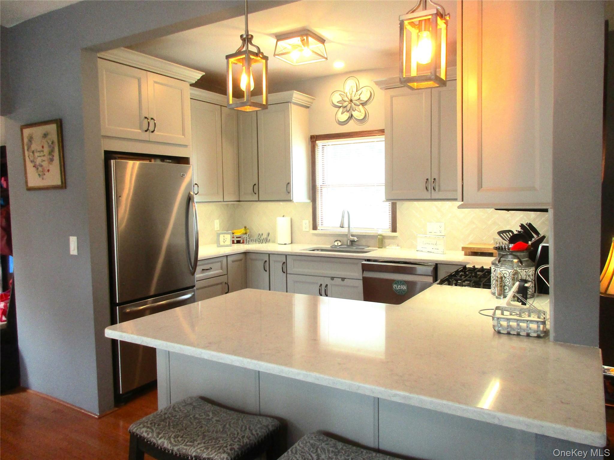 4 Hill Street Property Photo 8