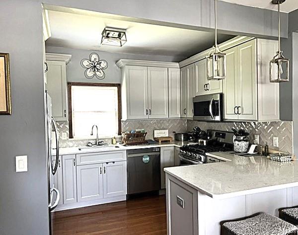 4 Hill Street Property Photo 34