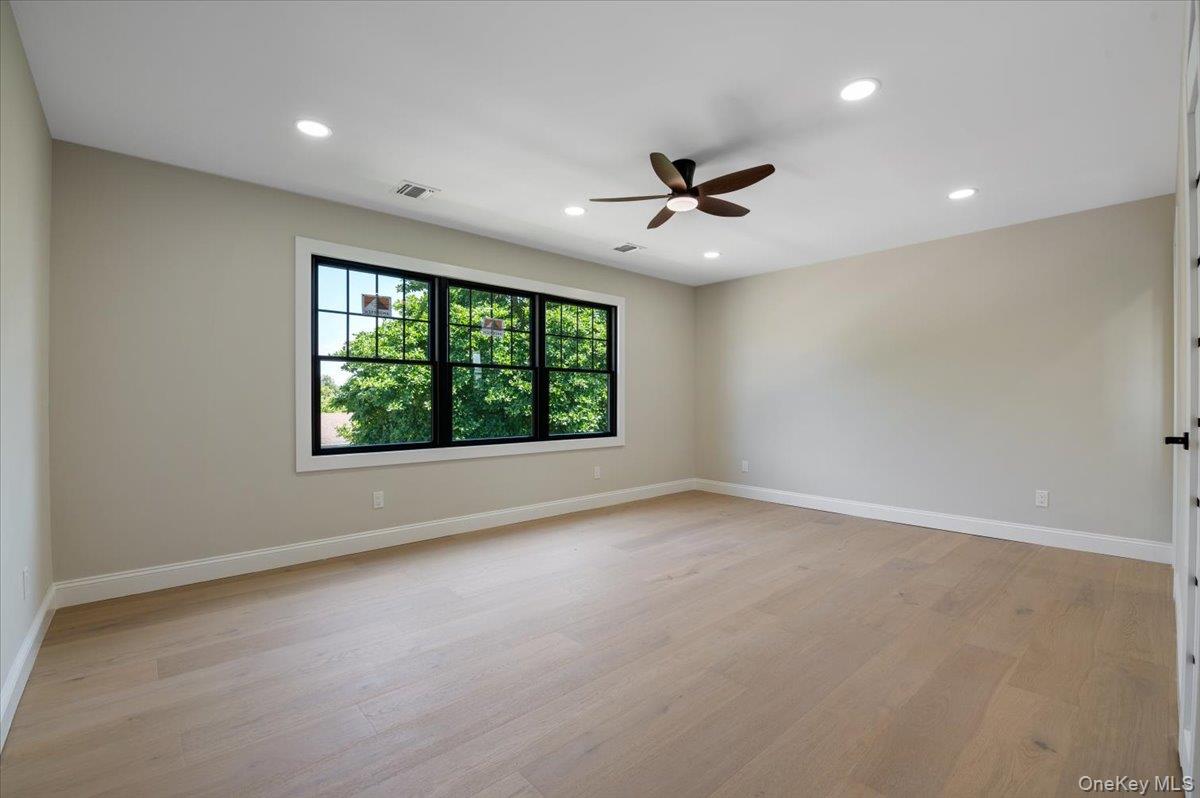 517 Corral Run Property Photo 33