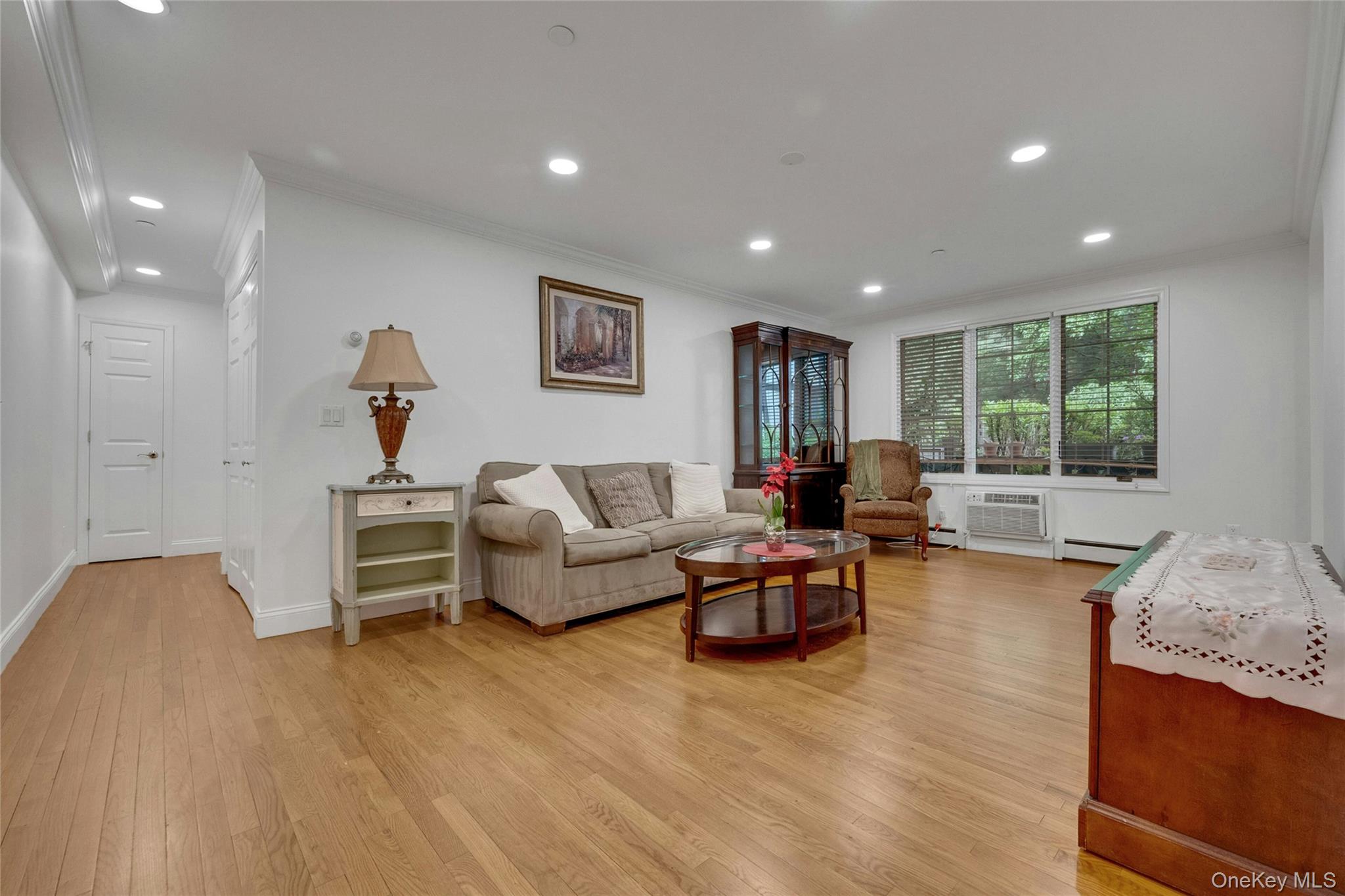 16 Manville Lane 2 Property Photo 7