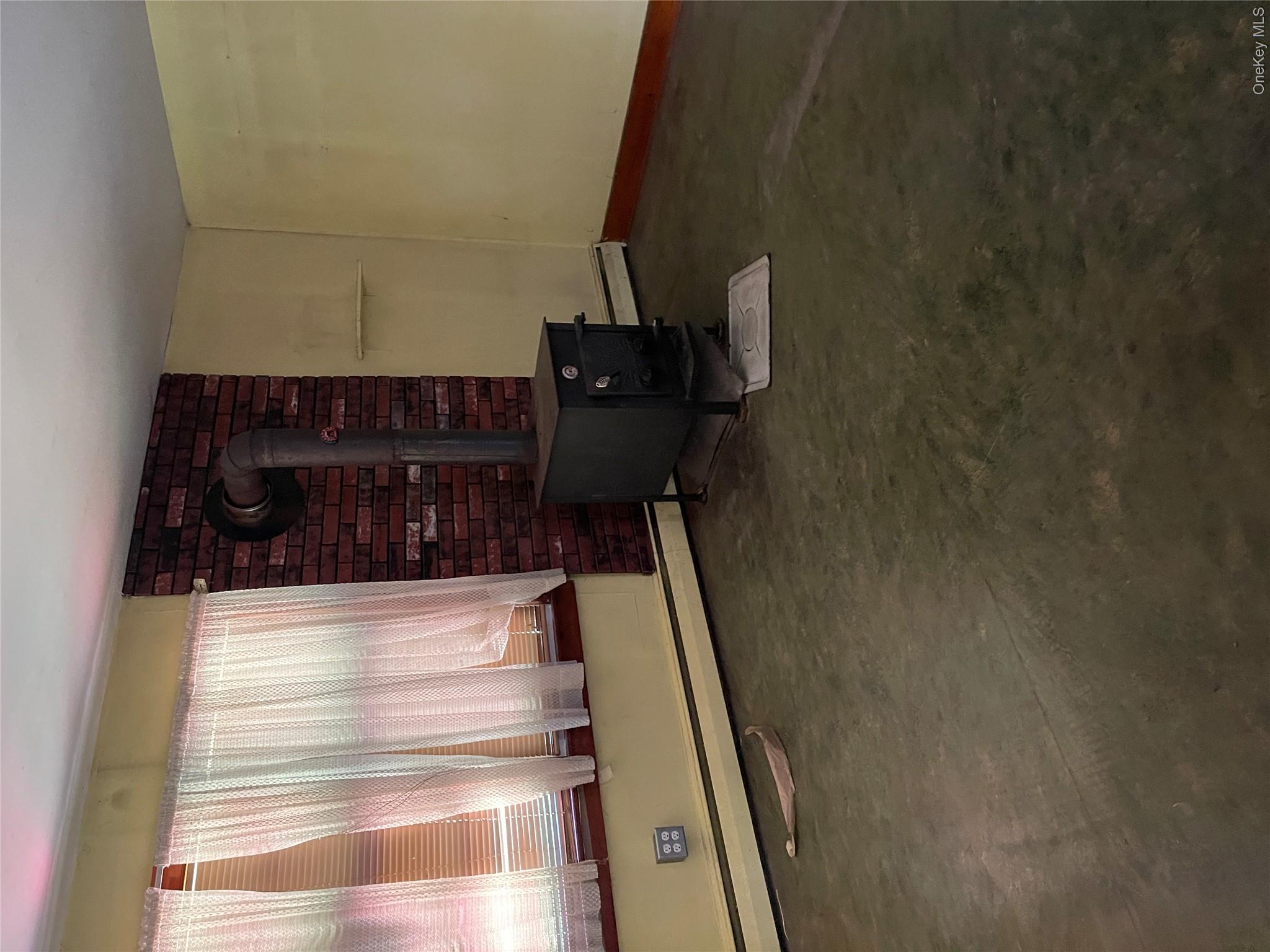 113 Town Rd 113 Property Photo 2