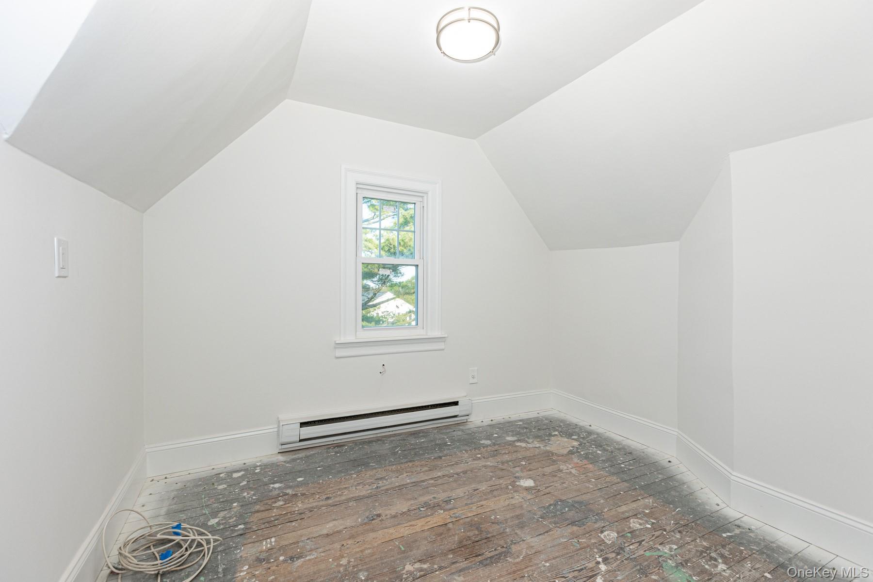 209 Smith Street Property Photo 23