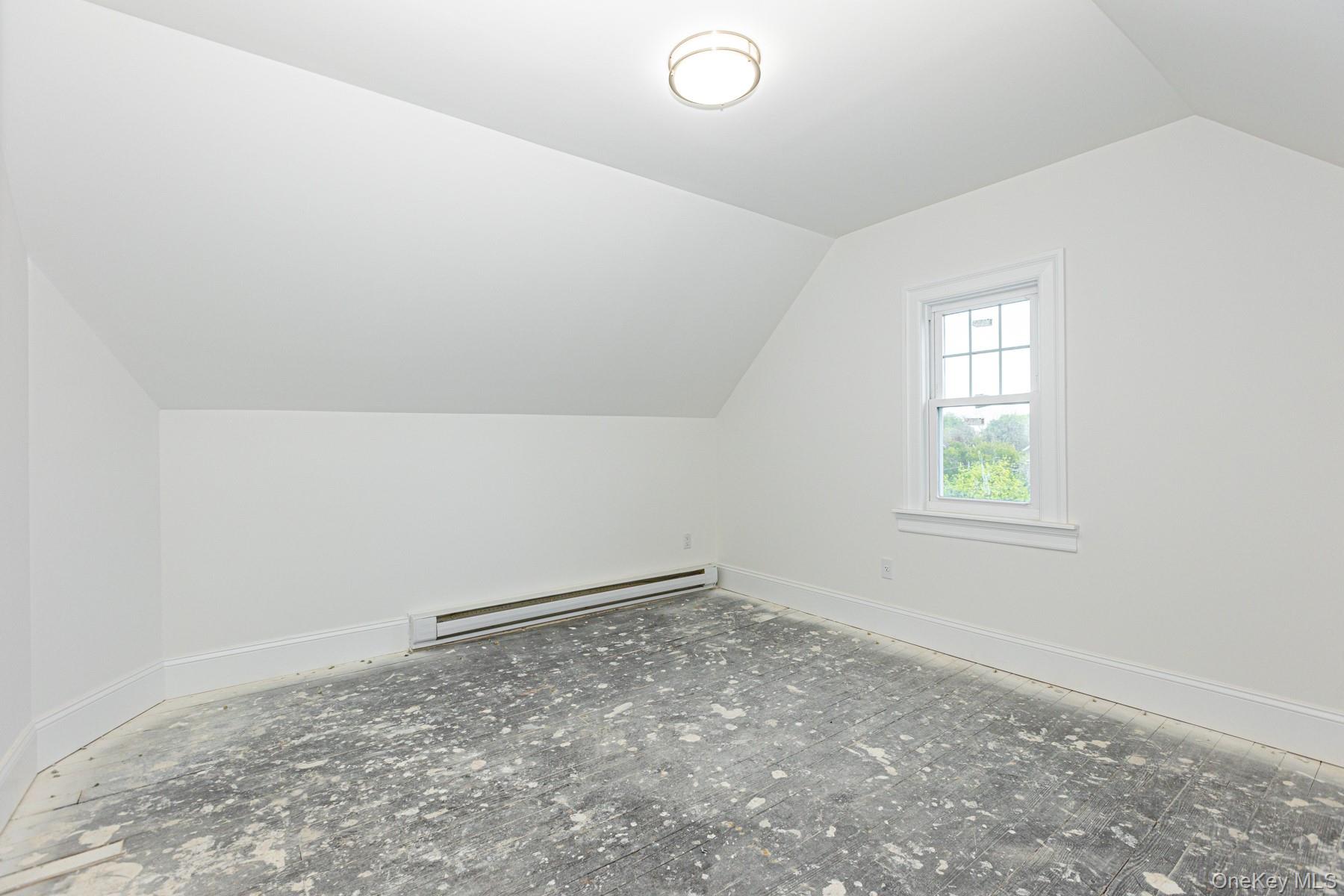 209 Smith Street Property Photo 24