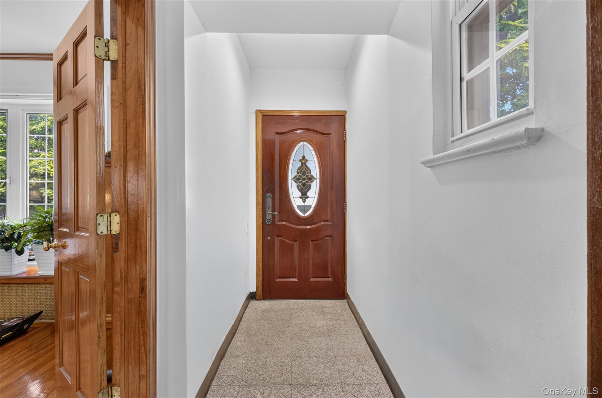 186-32 Avon Road Property Photo 5