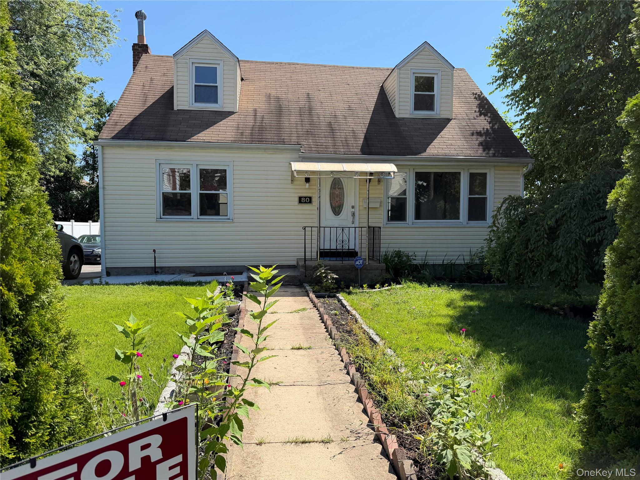 80 Westerly Street Property Photo 1