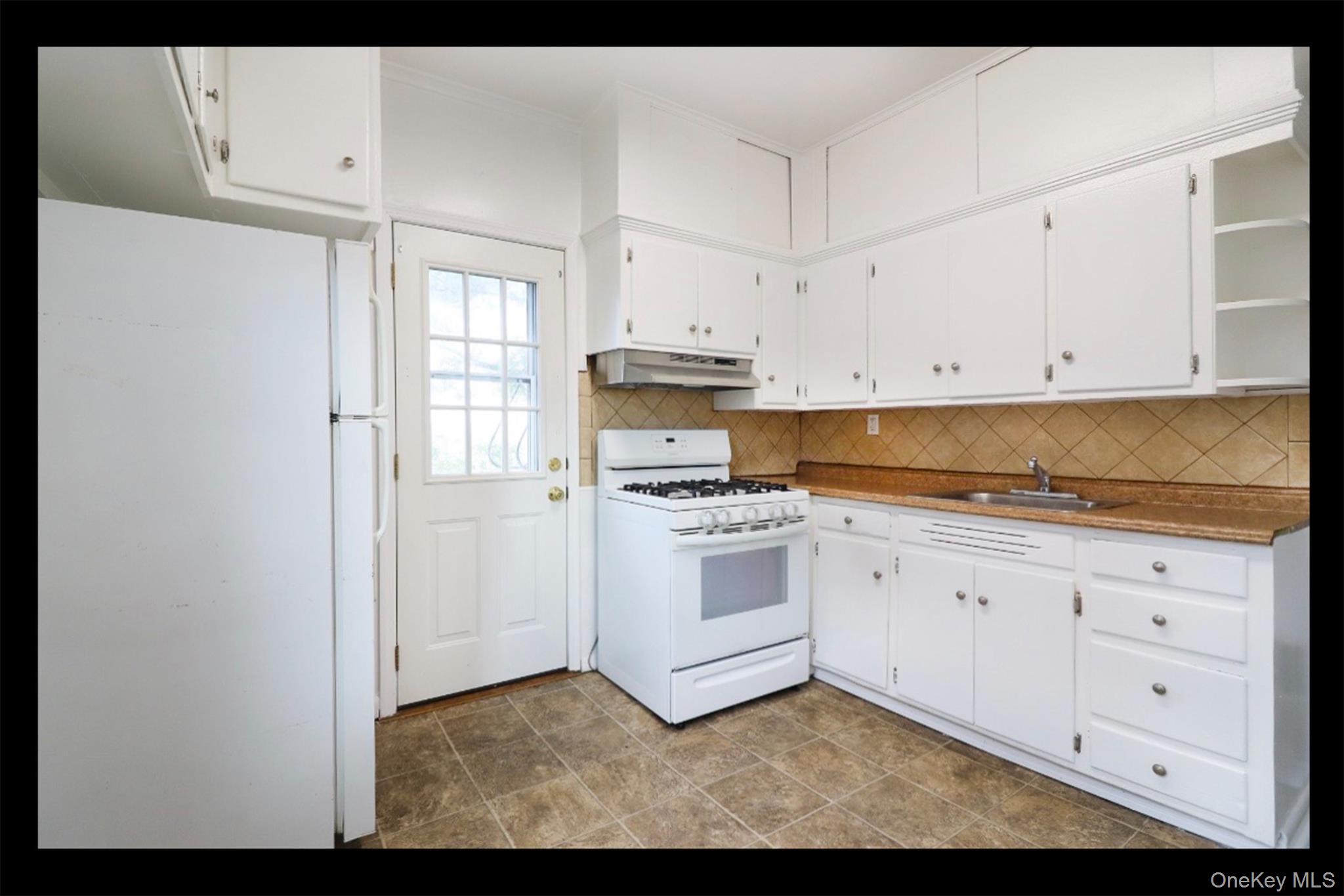 97 Van Cortlandt Pk Avenue Property Photo 15