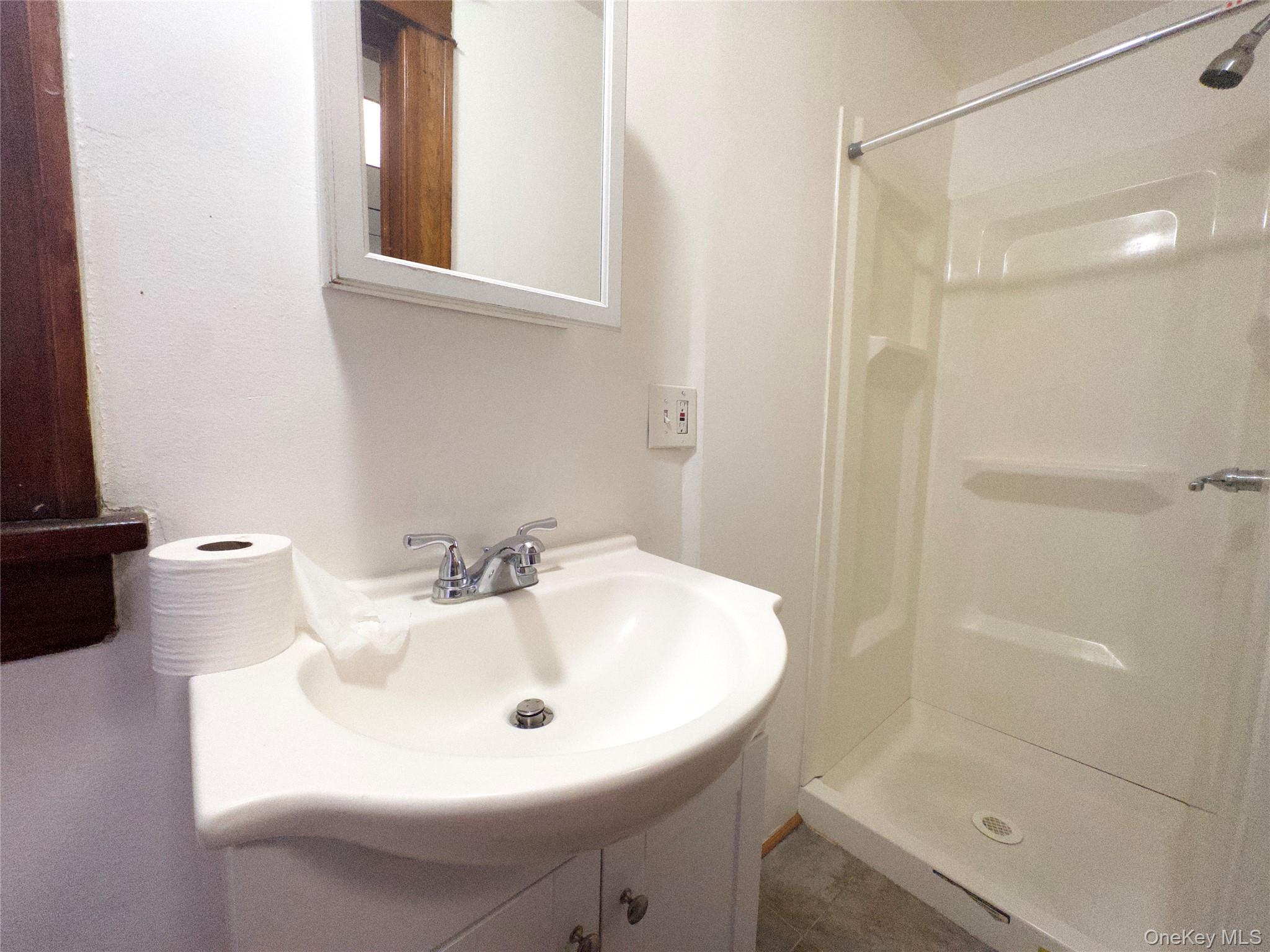 4 Harding Street Property Photo 6