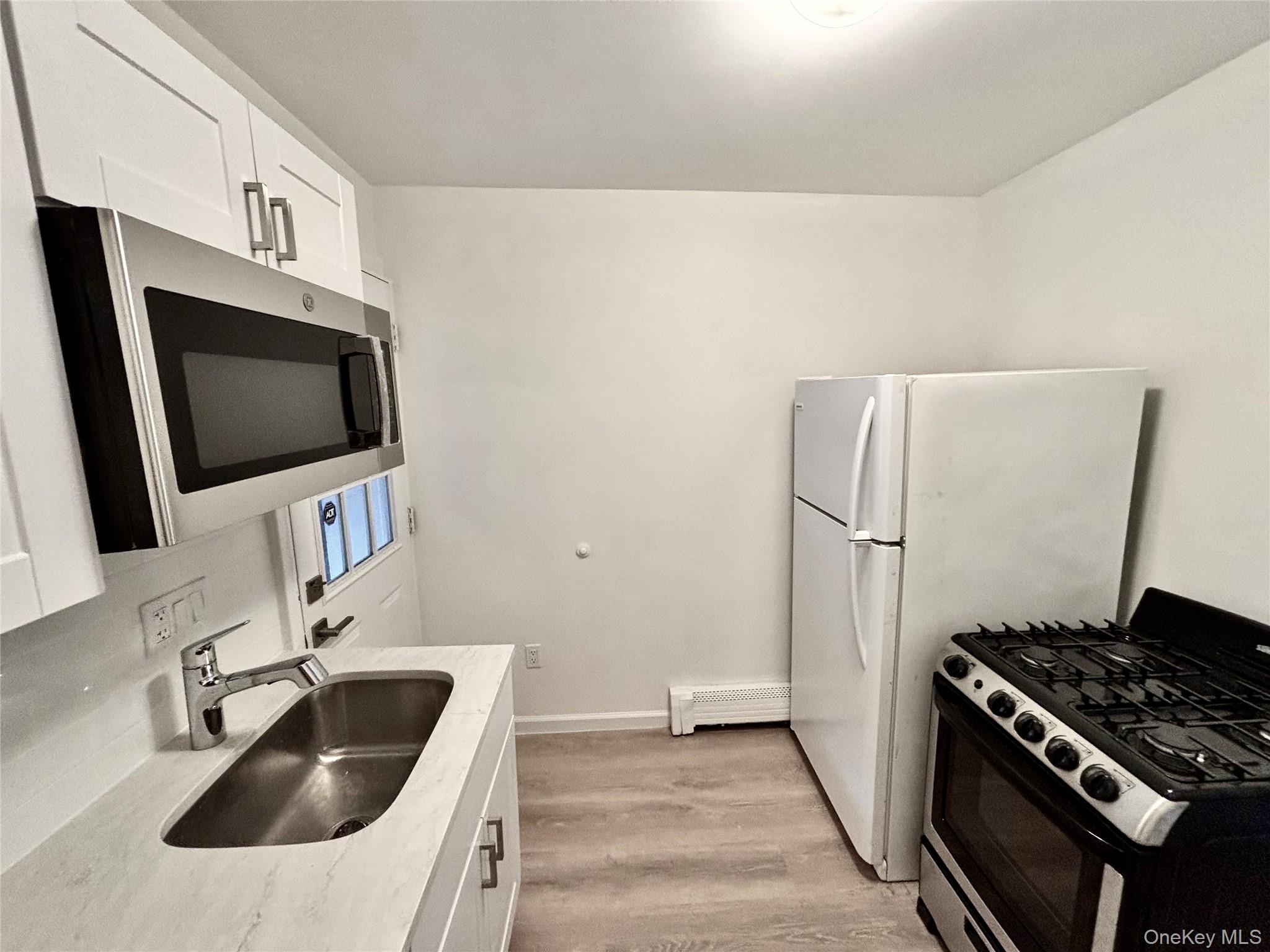 28 Davis Street 1 Property Photo 8