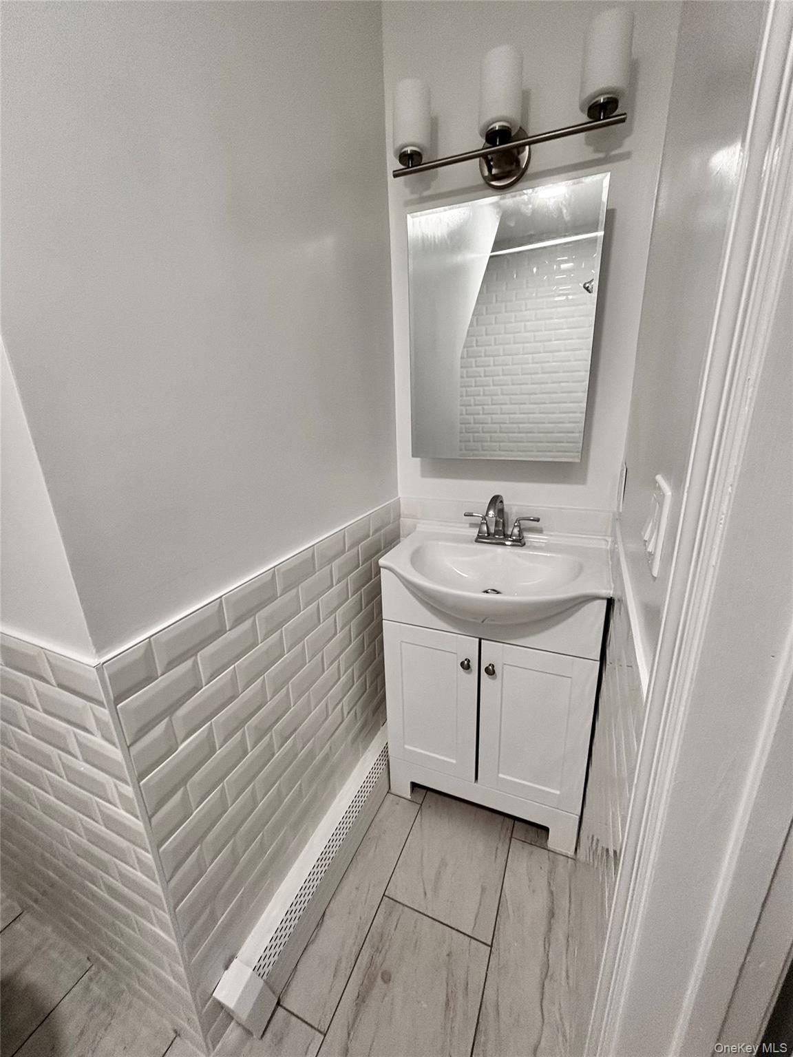 28 Davis Street 1 Property Photo 13
