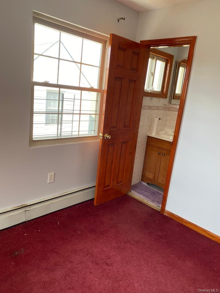 5742 159th Street Property Photo 4