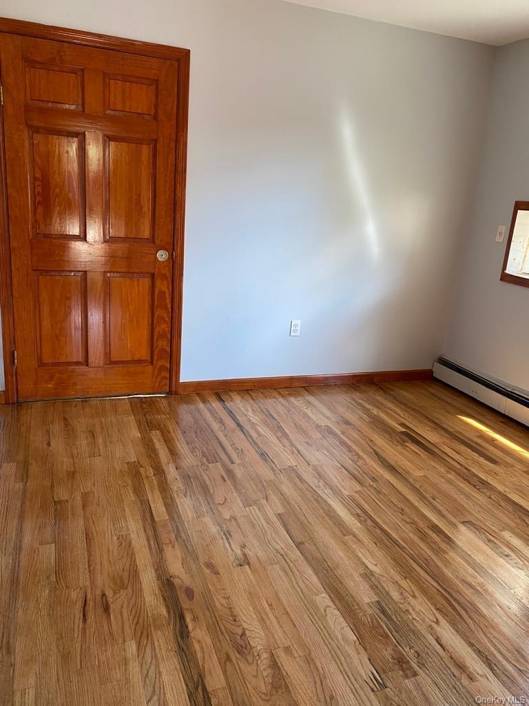 5742 159th Street Property Photo 6