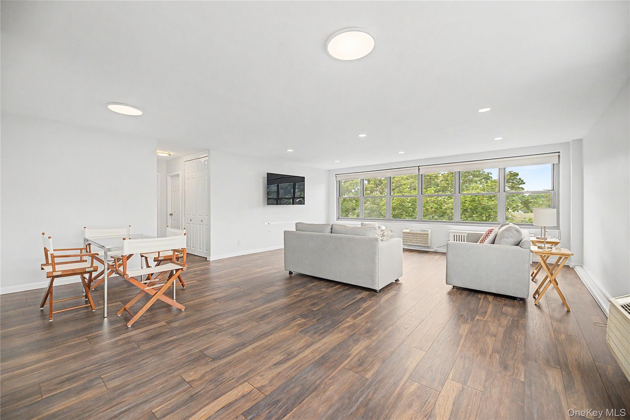 56 Doyer Avenue 6a Property Photo 2