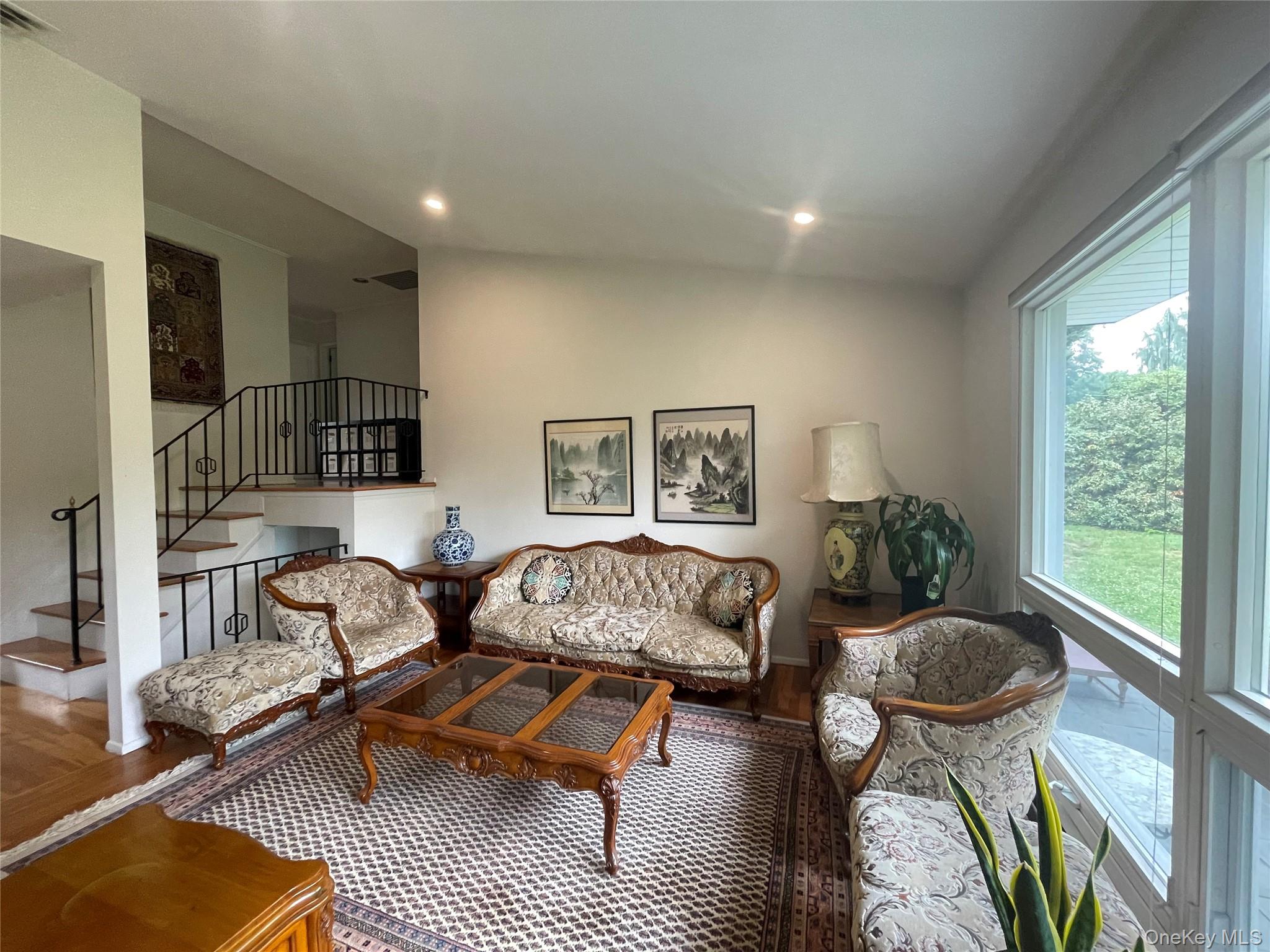 6 Preston Court Property Photo 6