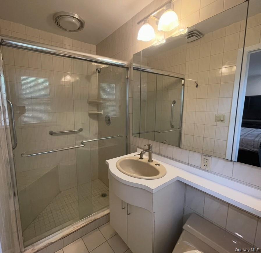 6 Preston Court Property Photo 18