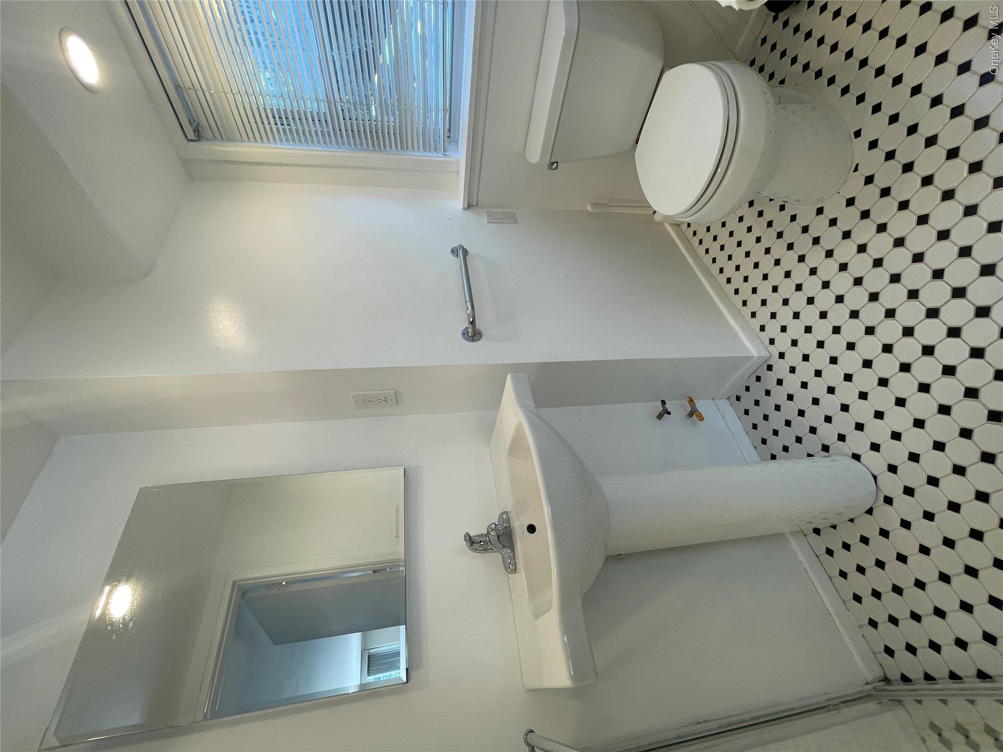 6 Preston Court Property Photo 28