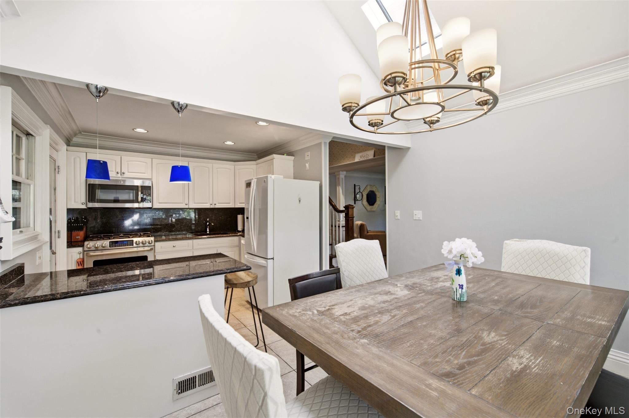 1273 Lake Shore Drive Property Photo 7