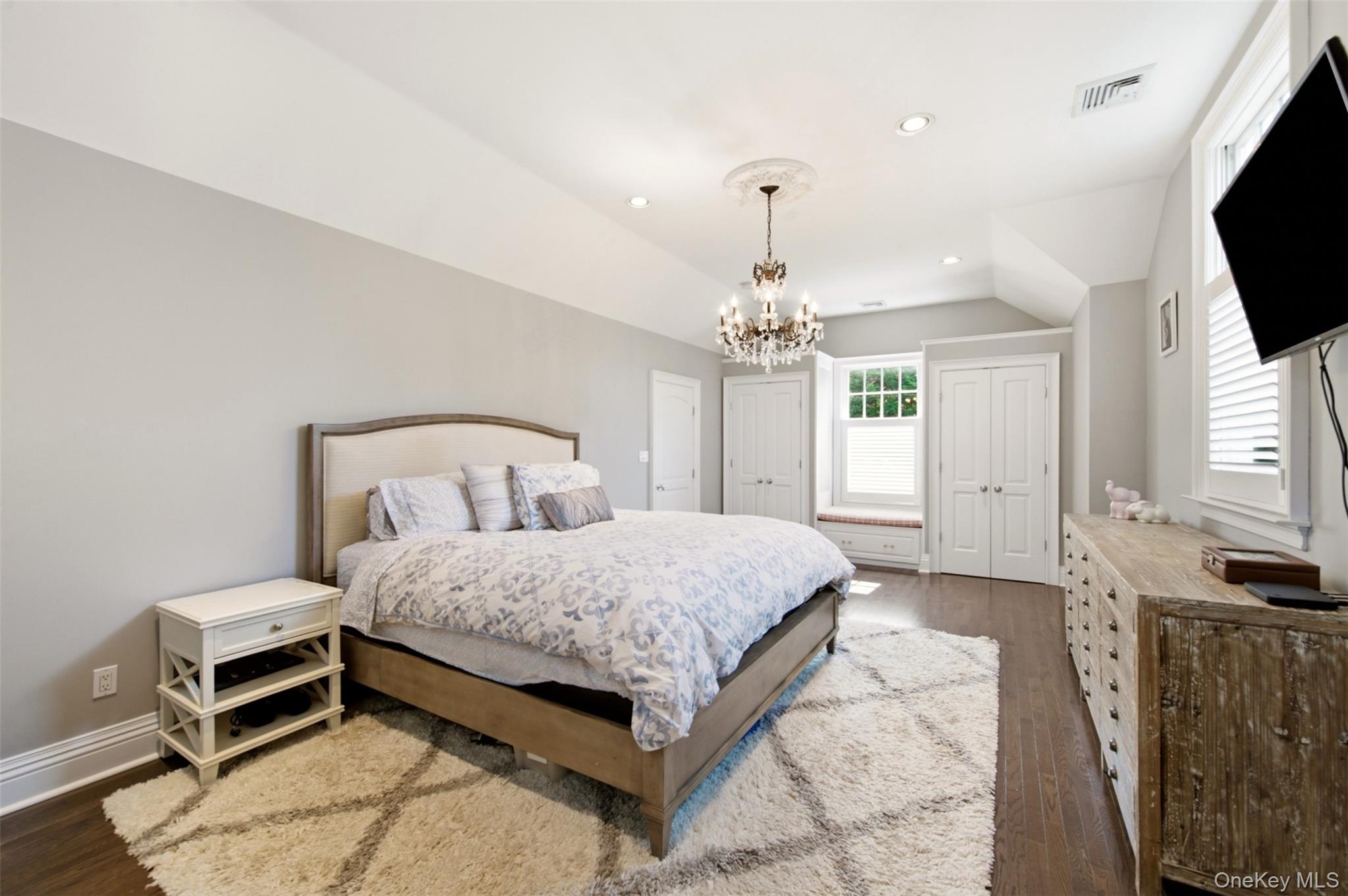 1273 Lake Shore Drive Property Photo 18