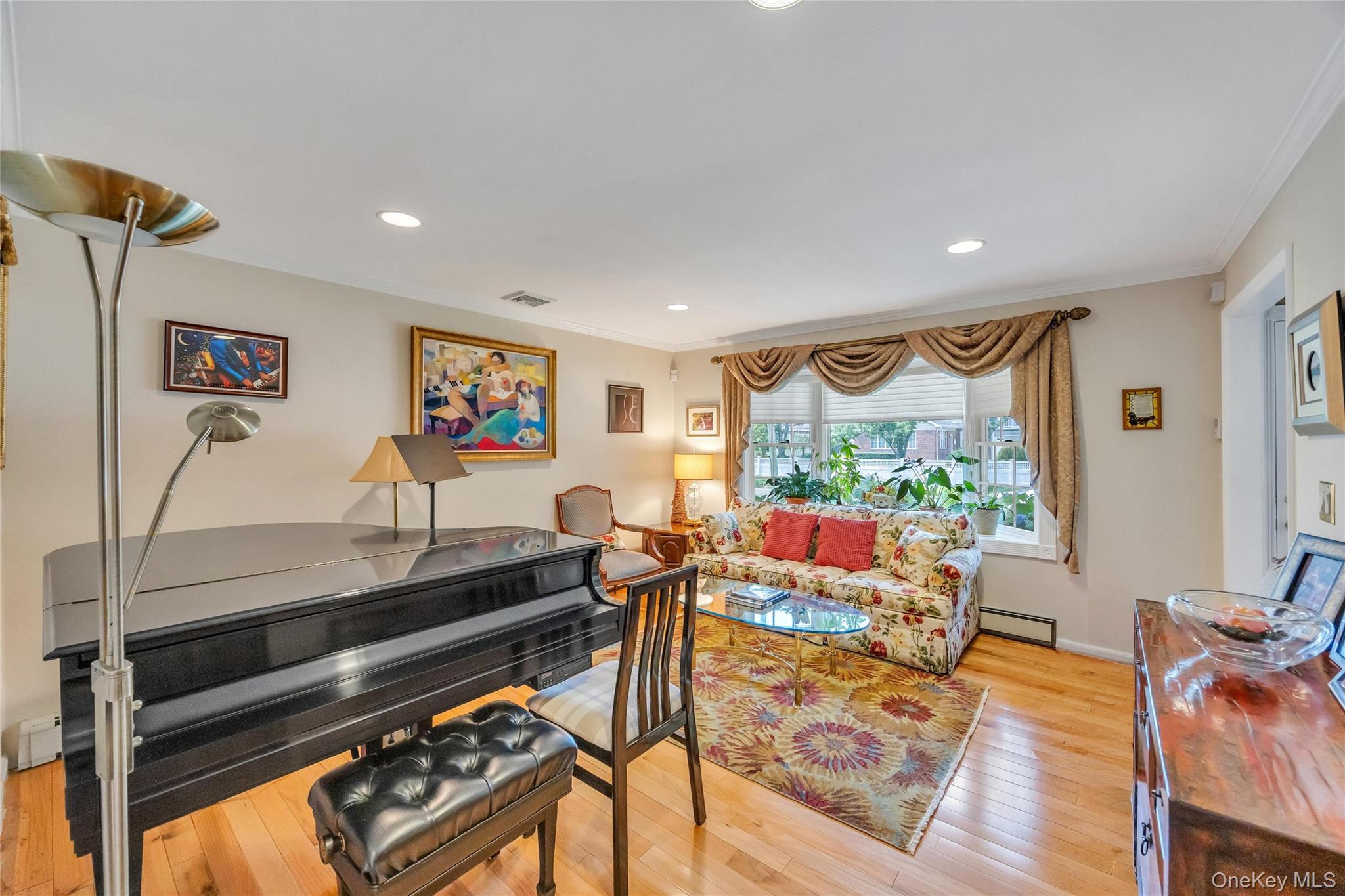 16 Ashland Avenue Property Photo 15