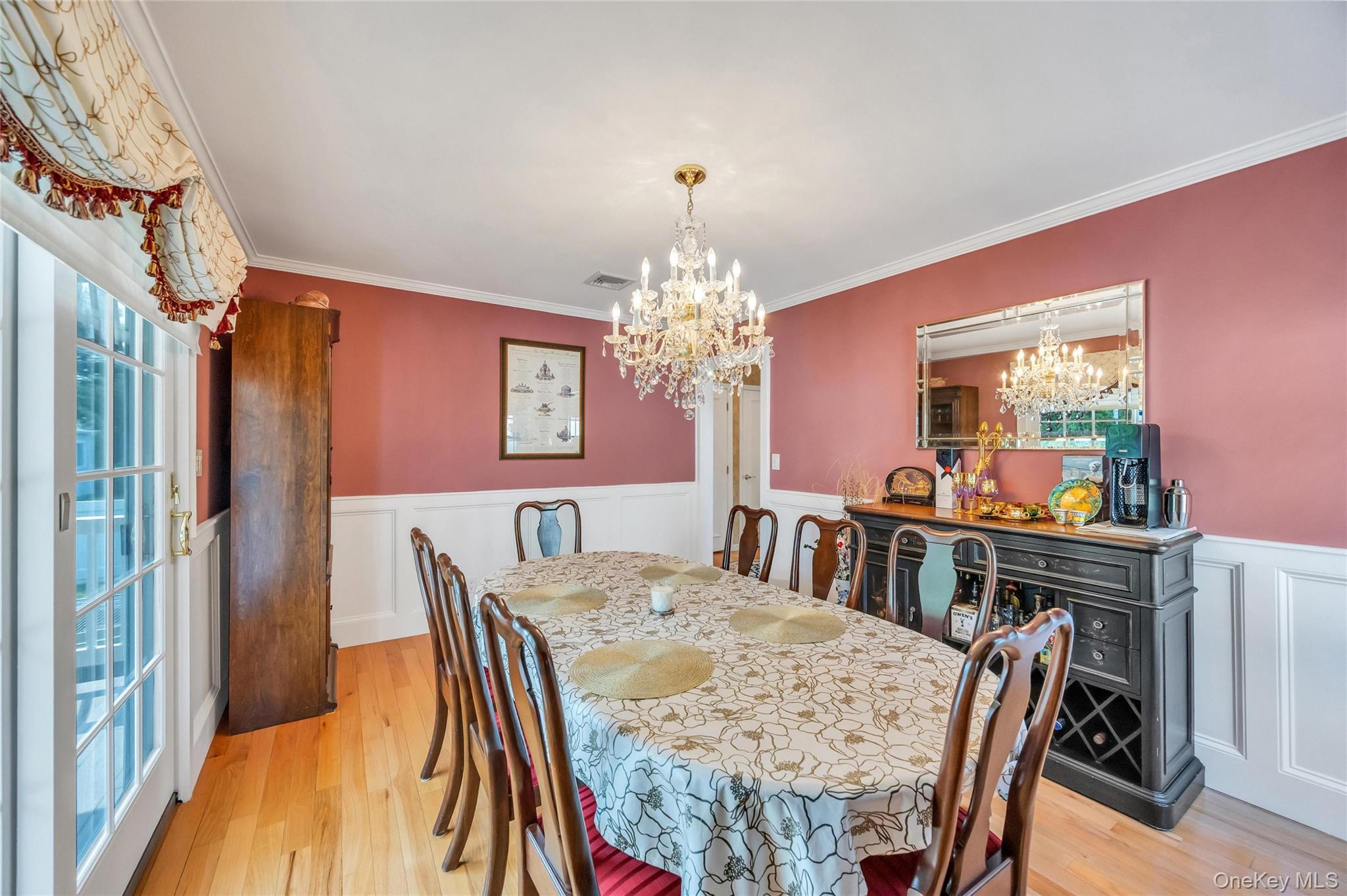 16 Ashland Avenue Property Photo 18
