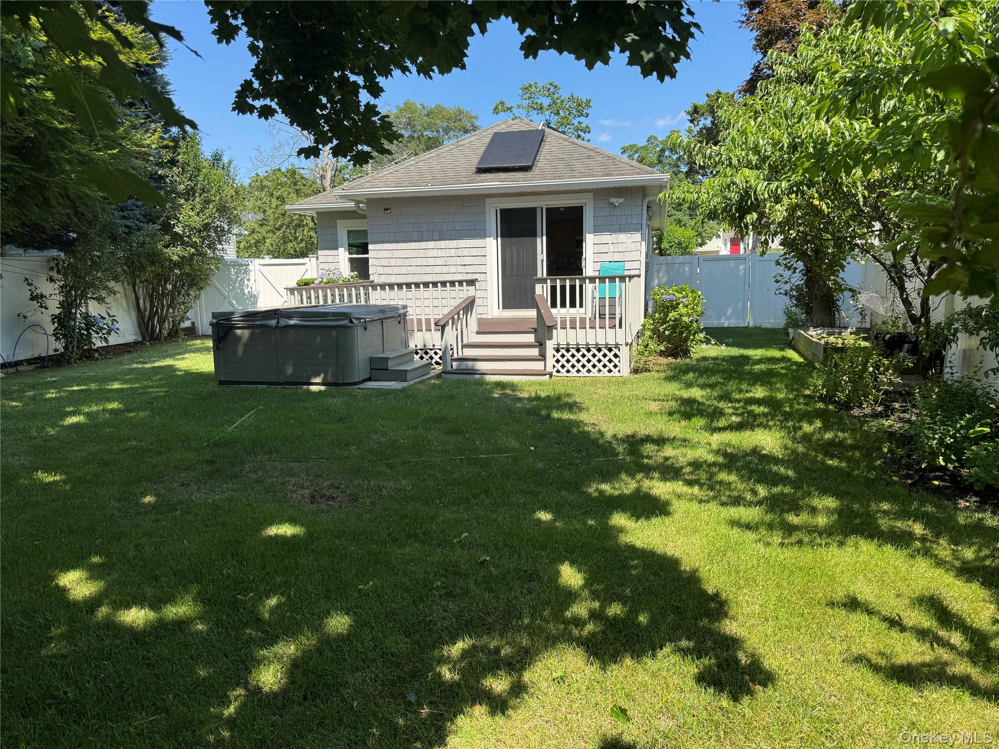 62 Willett Avenue Property Photo 2