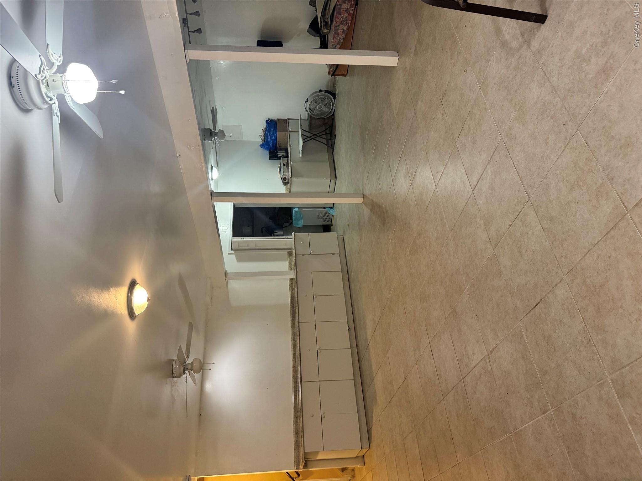 10 Willys Court Property Photo 34