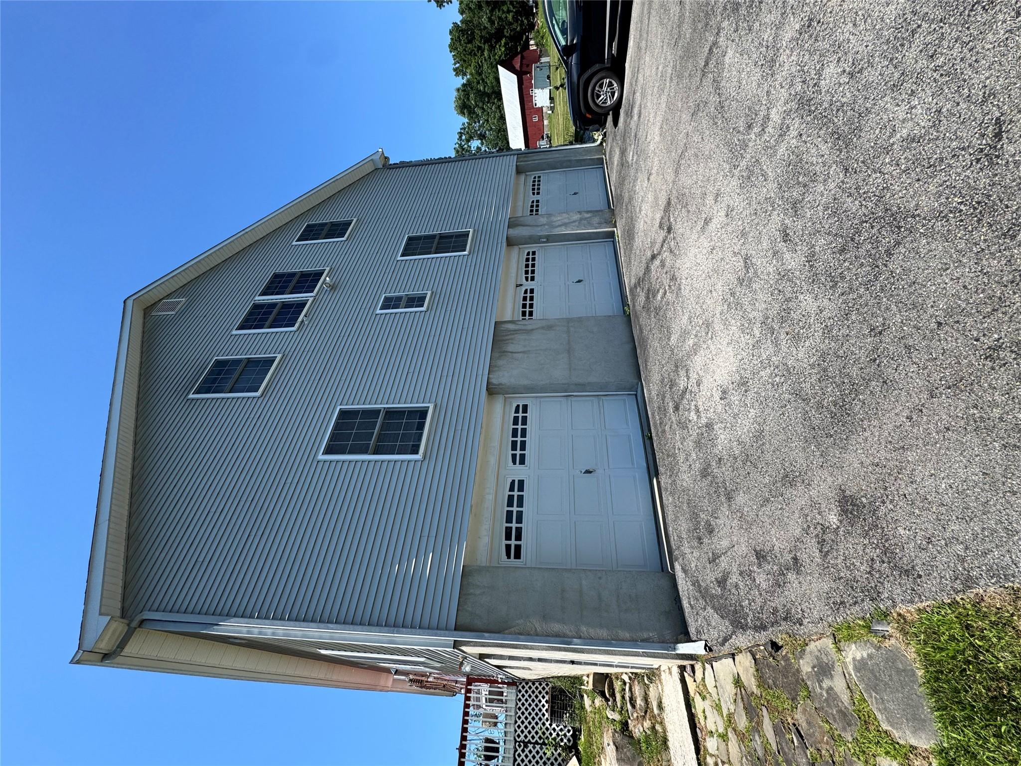 10 Willys Court Property Photo 45