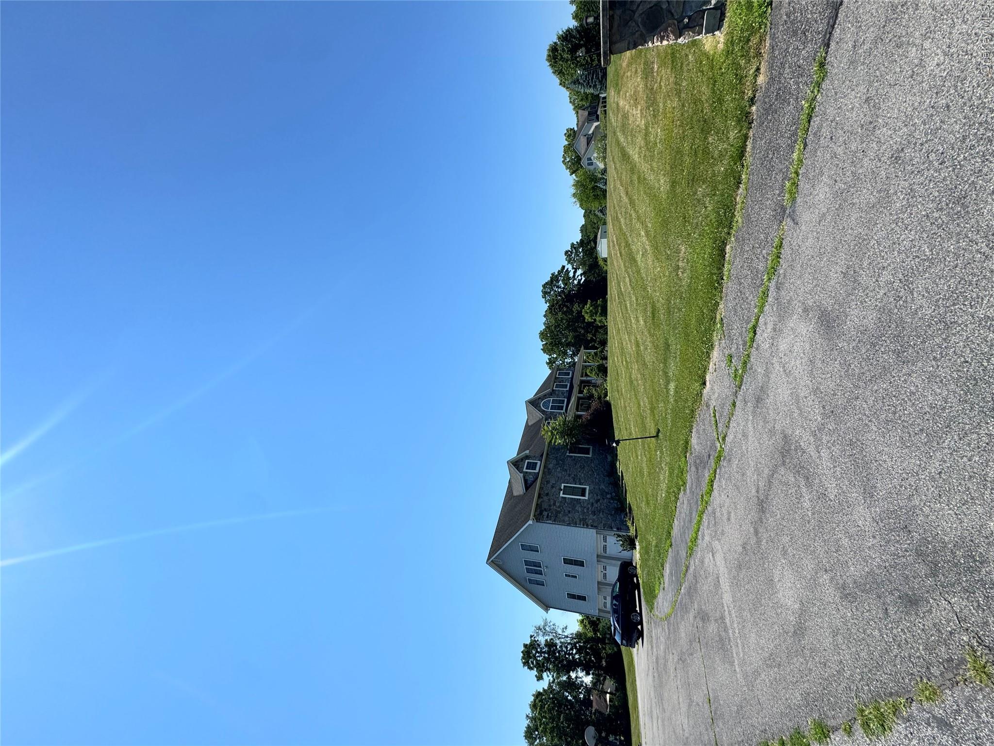 10 Willys Court Property Photo 47