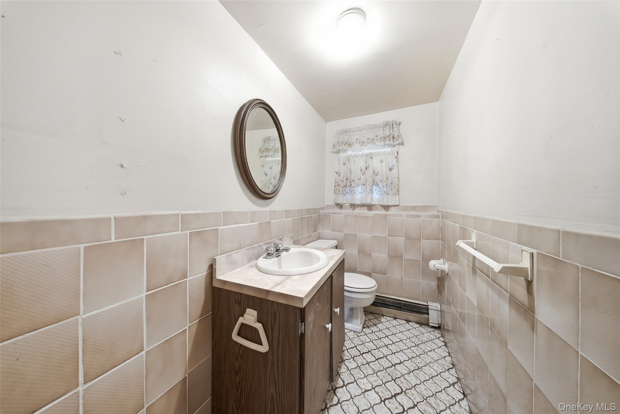 84 Railroad Avenue Property Photo 19