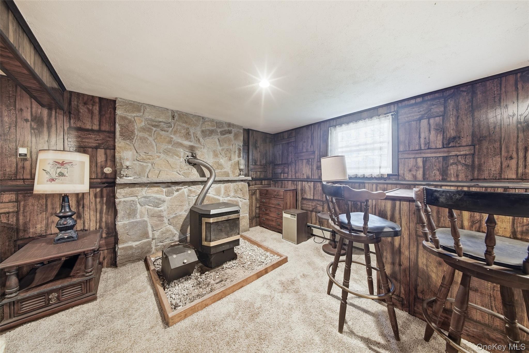 84 Railroad Avenue Property Photo 24