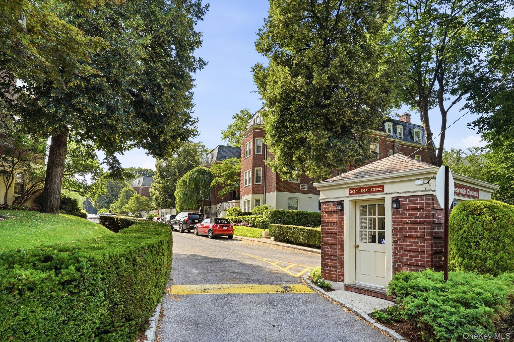 7 Chateaux Circle 7x Property Photo 2