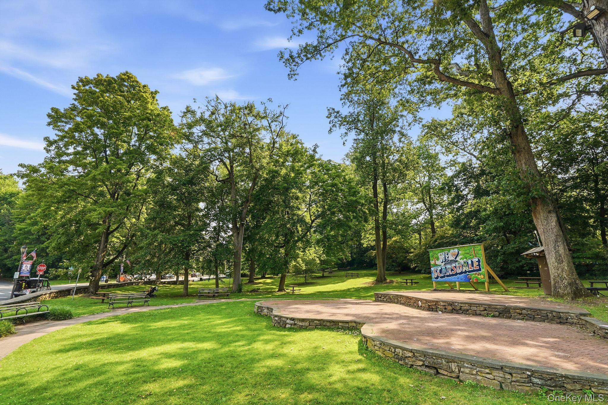 7 Chateaux Circle 7x Property Photo 23