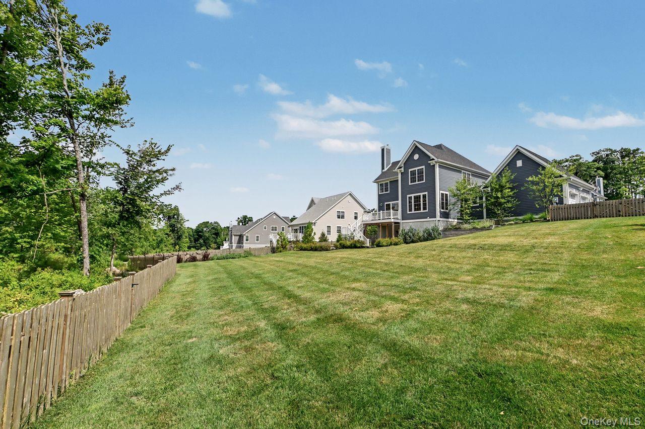 17 Stableview Lane Property Photo 28