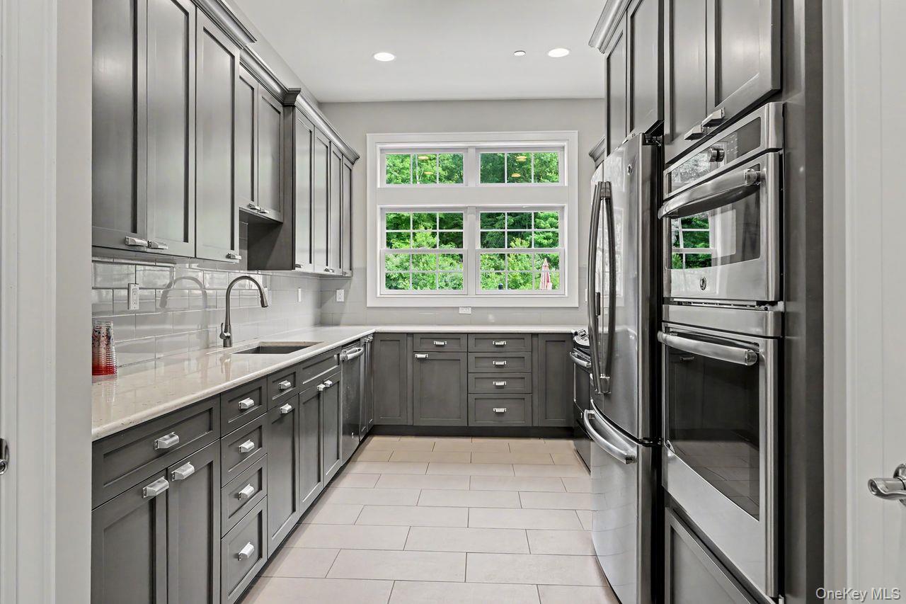 17 Stableview Lane Property Photo 34