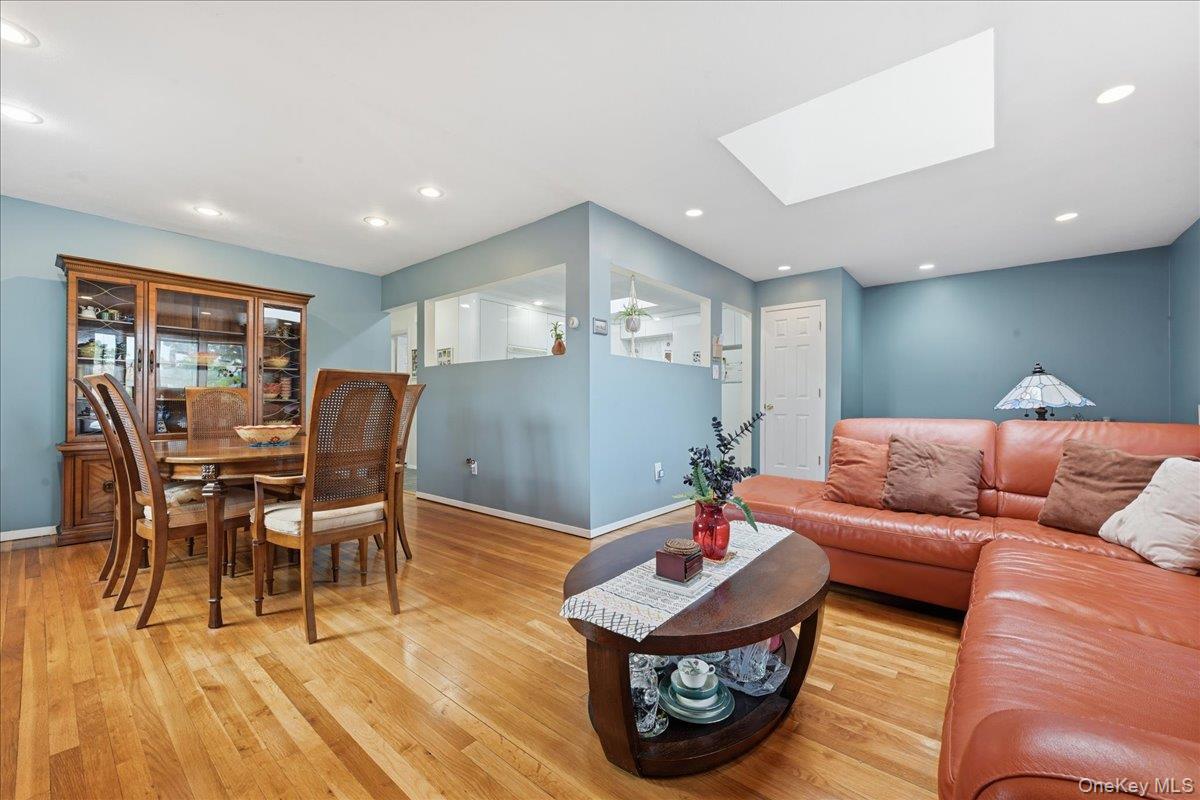 167 Lyon Street Property Photo 11