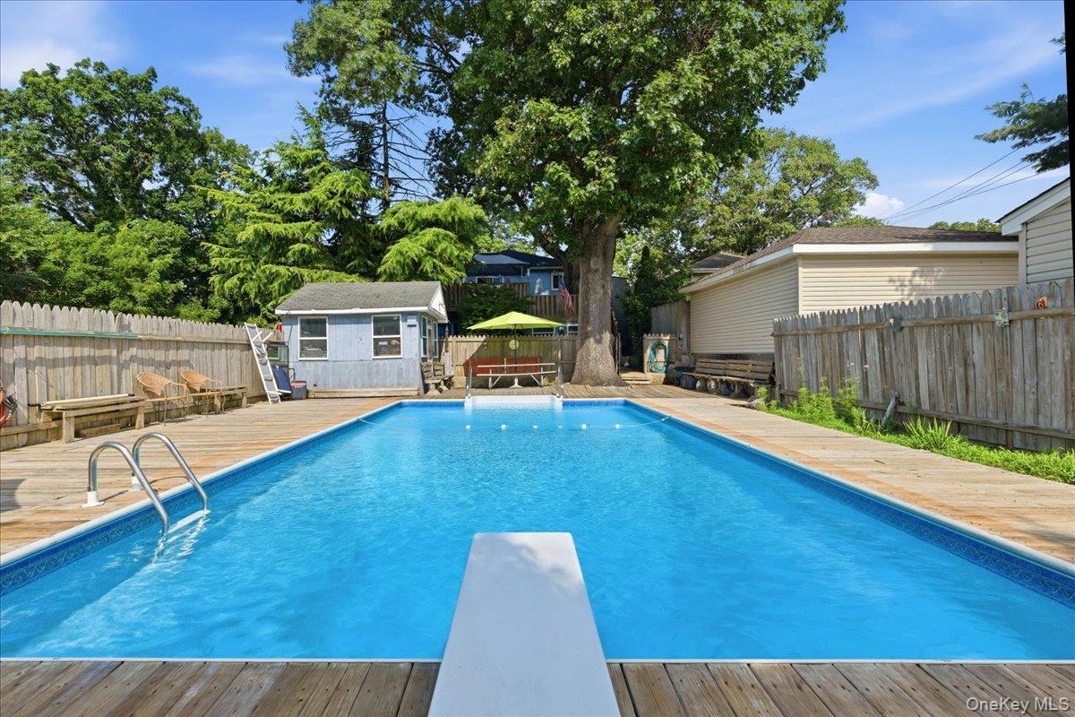 167 Lyon Street Property Photo 31