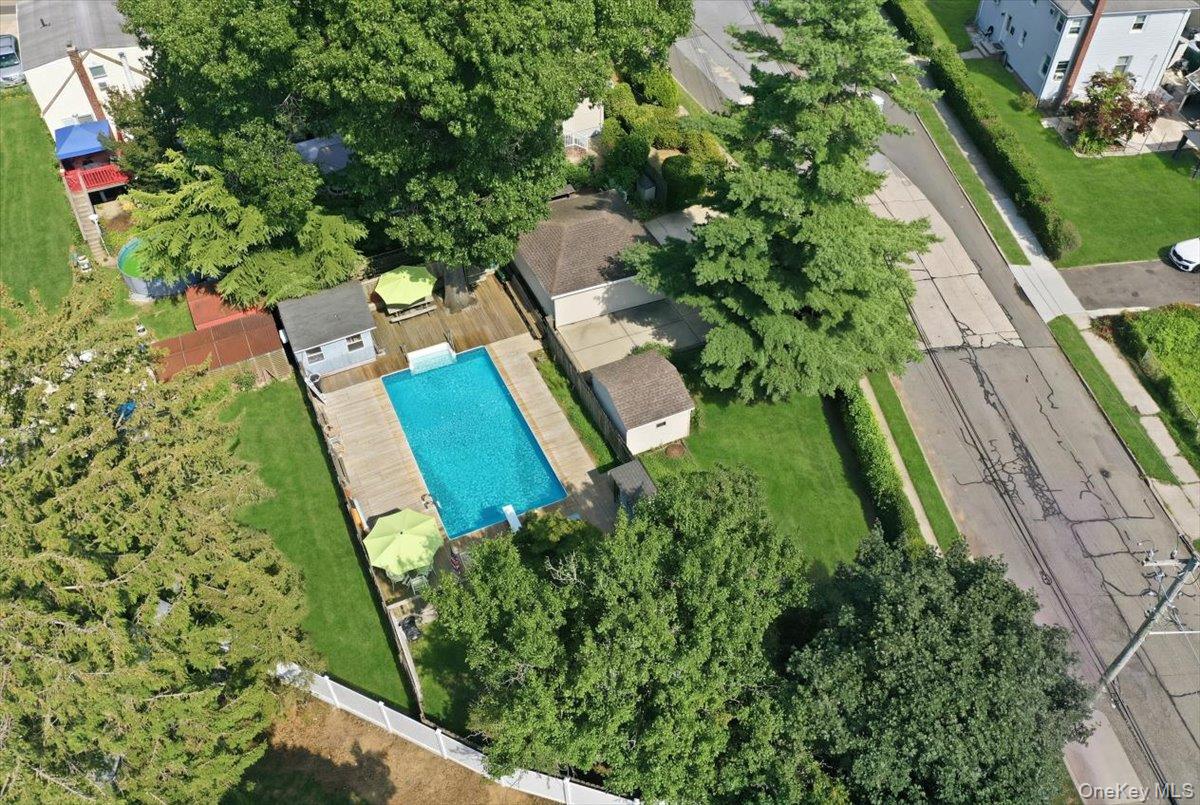 167 Lyon Street Property Photo 35