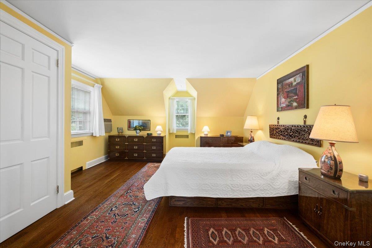 115 Ogden Avenue Property Photo 9