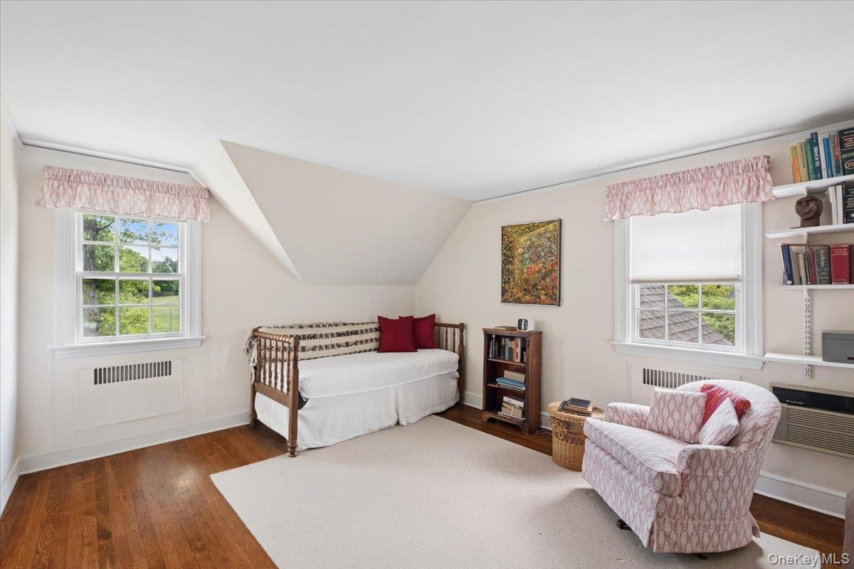 115 Ogden Avenue Property Photo 14