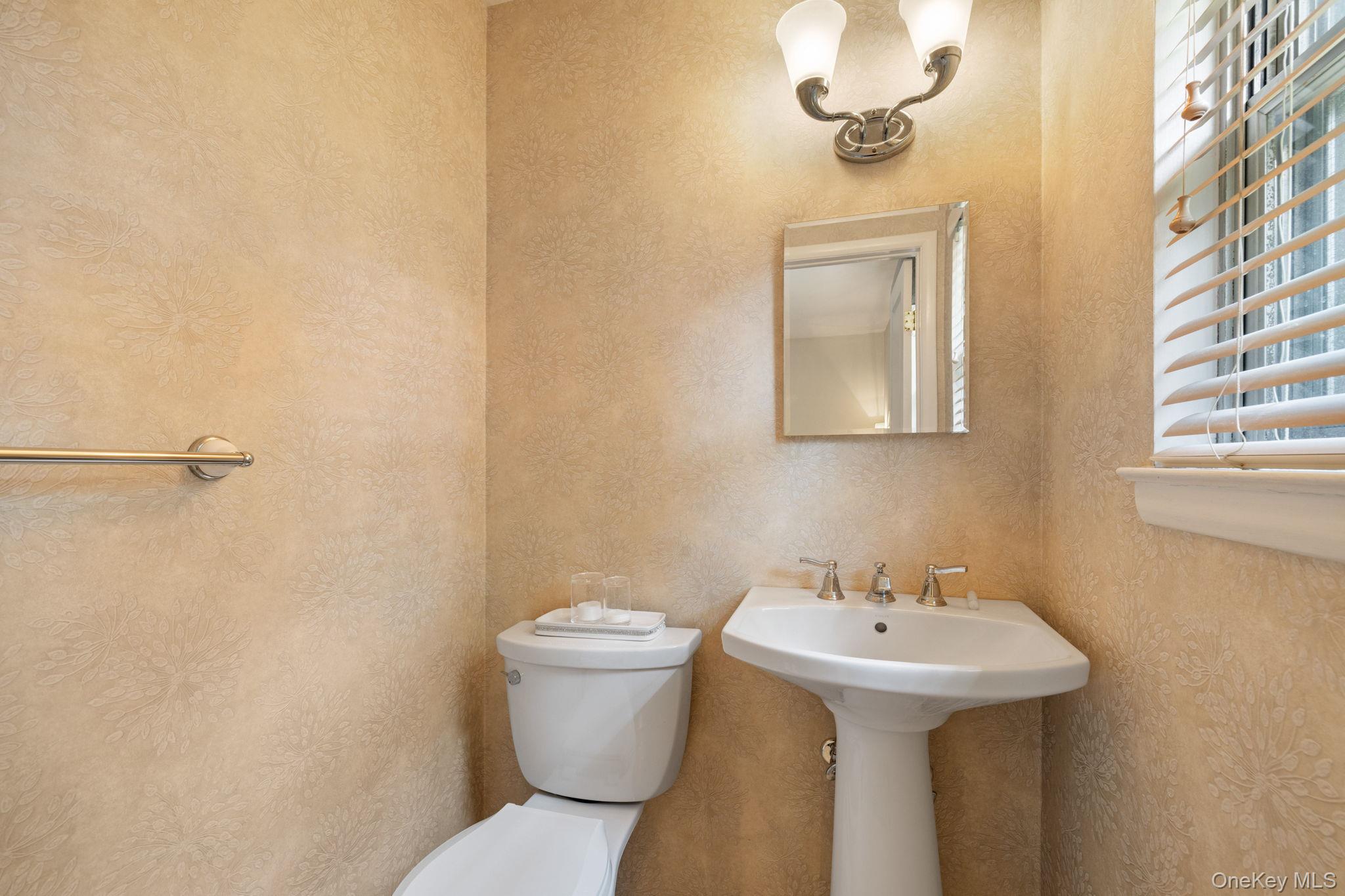 28 Stratford Place Property Photo 10